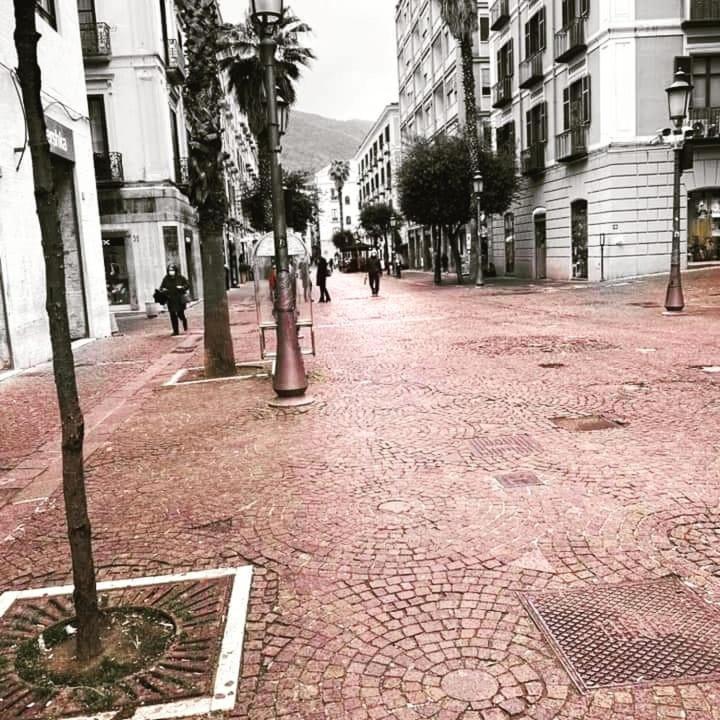 مبيت وإفطار Amalfitani Salerno Centro المظهر الخارجي الصورة
