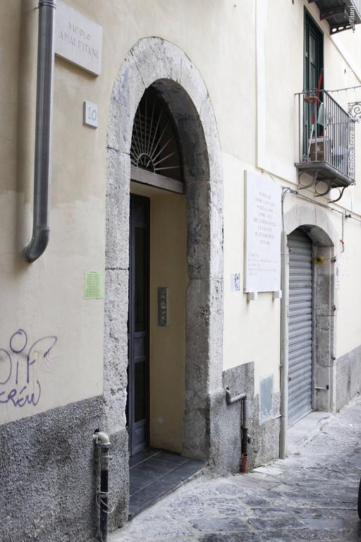 مبيت وإفطار Amalfitani Salerno Centro المظهر الخارجي الصورة