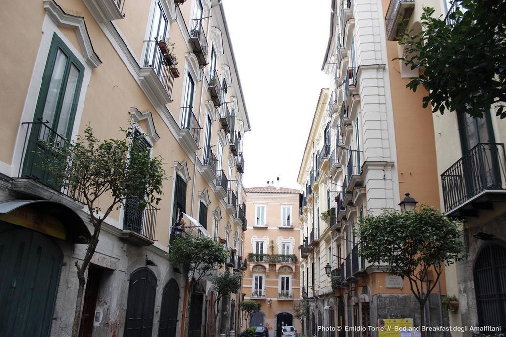 مبيت وإفطار Amalfitani Salerno Centro المظهر الخارجي الصورة